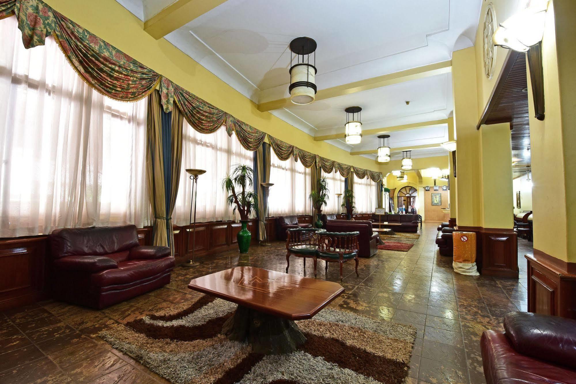 Grand Imperial Hotel 캄팔라 외부 사진